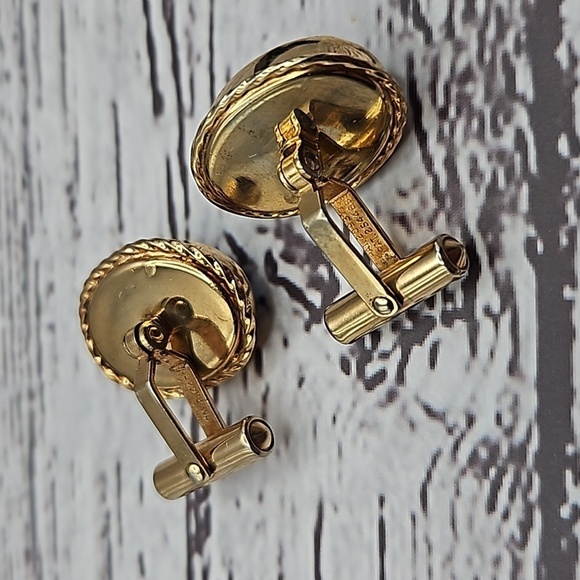 Vintage Chrisitan Dior Gold Tone & Sodalite Cufflinks withgold tone tie bar set - Picture 4 of 6